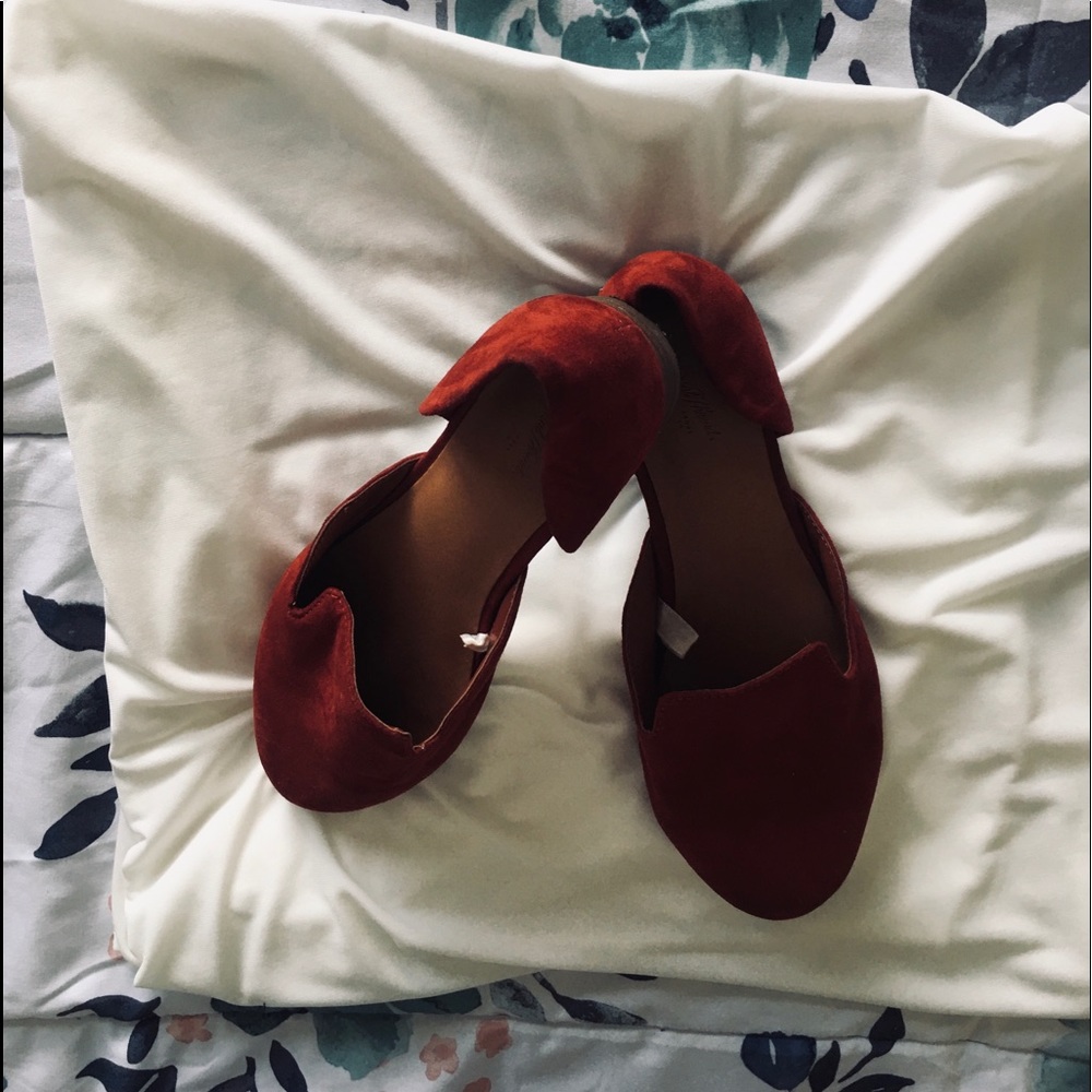 Cute maroon sandal